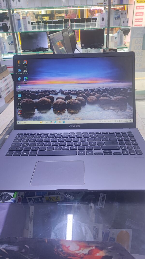 Asus D509Da 3 Ryzen 3 3250U-4GB-256GB SSD-15.6"