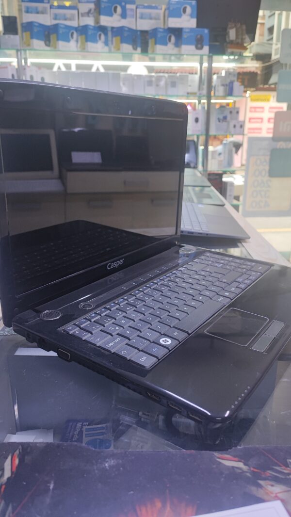 Casper i5-2450 2.30Ghz 8GB 128GB GT720M 2GB