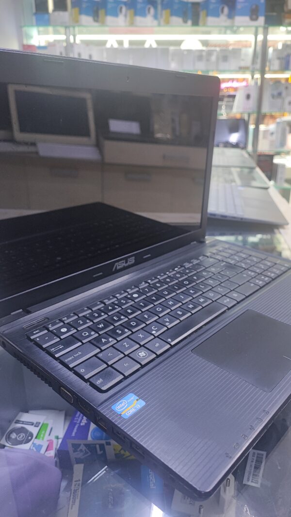 Asus i3-2328M 4GB Ram 128GB SSD intel HD Grafik
